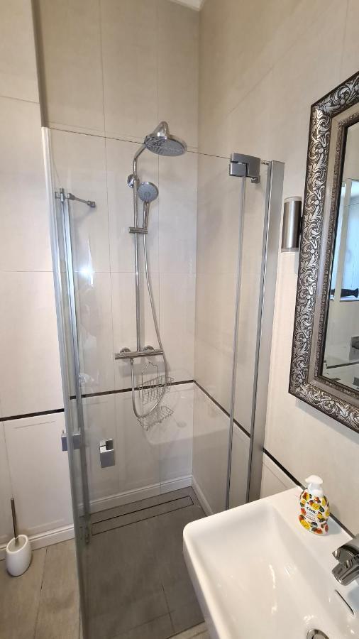 Bajkowy Dom - Apartament Sienkiewicza 5M3 Świnoujście Exteriör bild