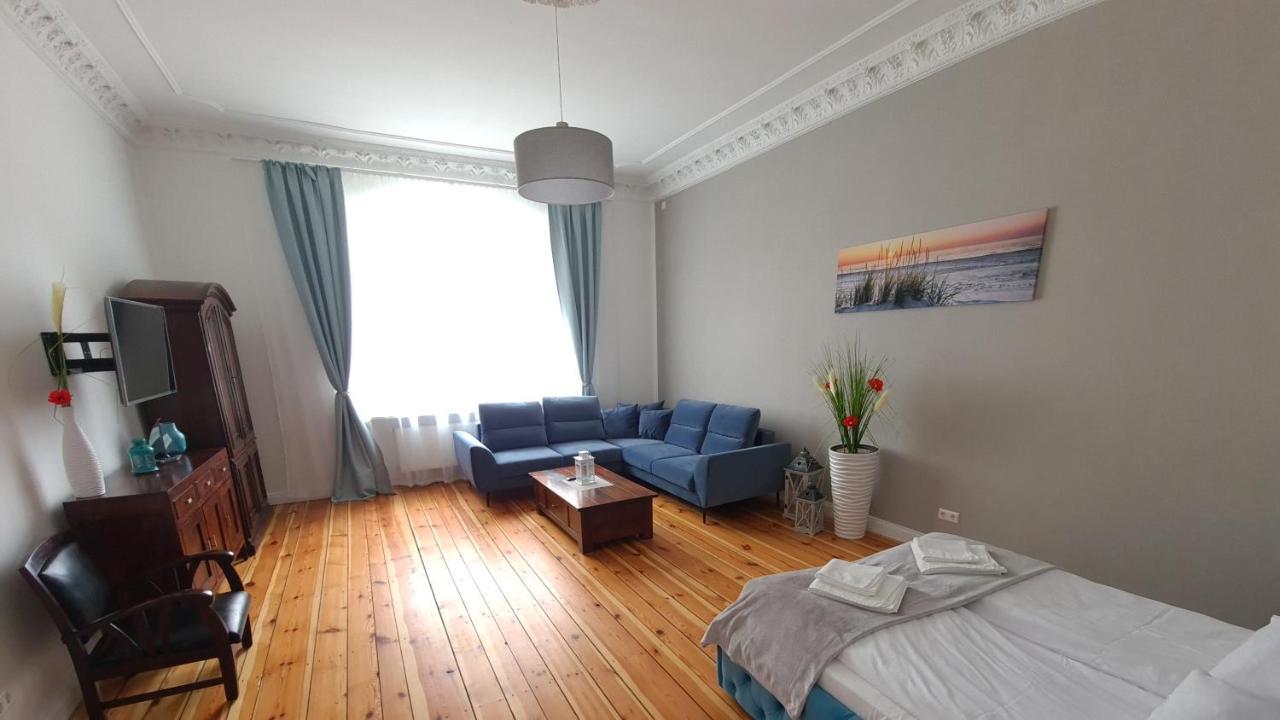 Bajkowy Dom - Apartament Sienkiewicza 5M3 Świnoujście Exteriör bild